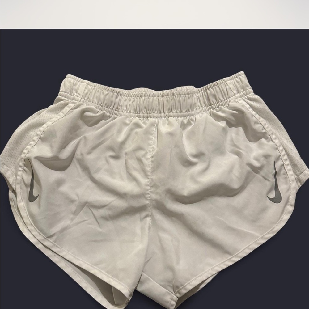 Nike White Athletic Shorts Lightweight Breathable
